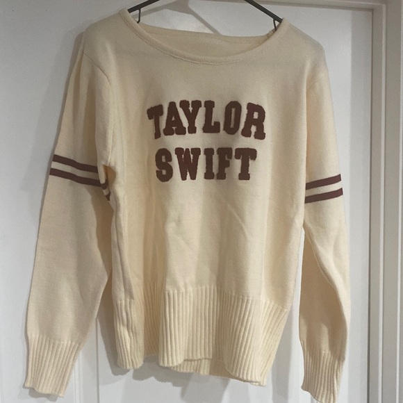 Taylor Swift | Sweaters | Taylor Swift Knit Sweater | Poshmark